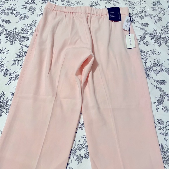NWT Aritzia Babaton Cohen Pant - sold out online! - Picture 7 of 8